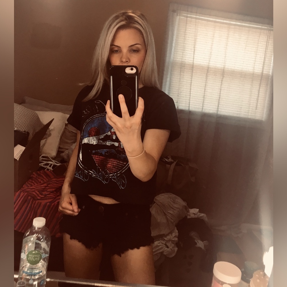 One teaspoon shorts